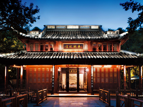 使用東芝LED燈后的西湖夜景--平湖秋月